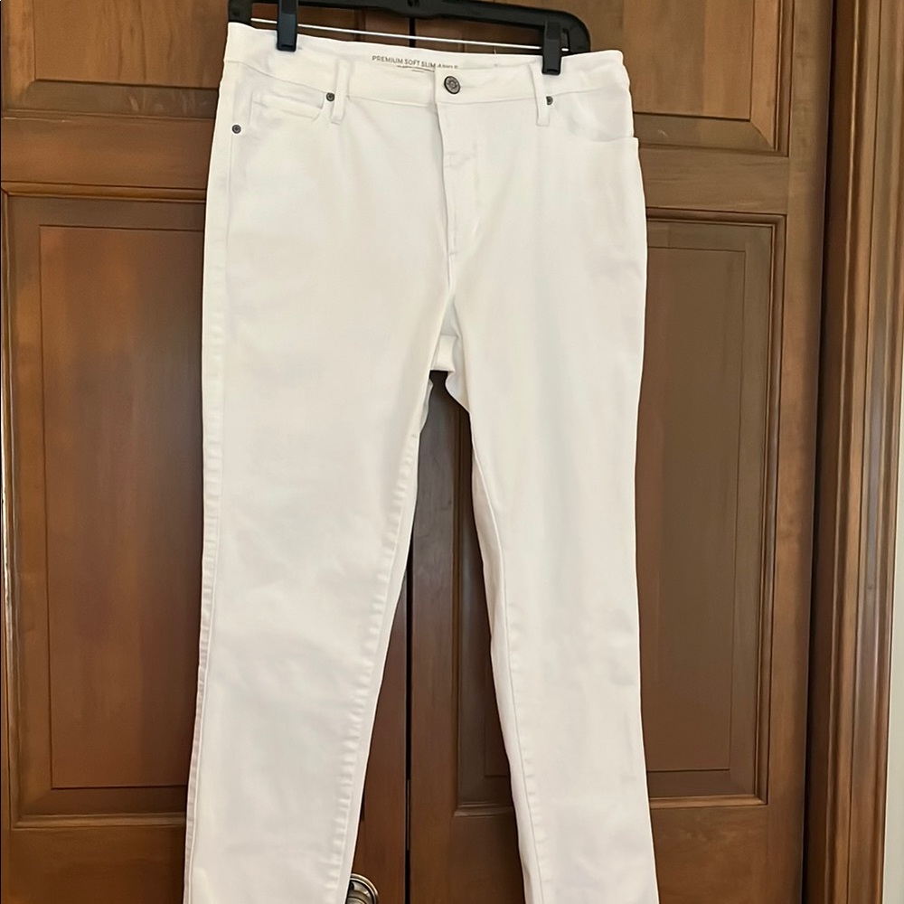 White Slim Ankle Pants by Chicos